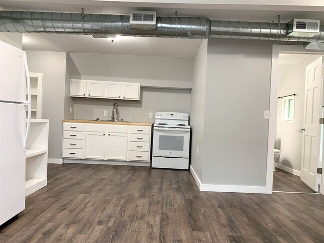 Foto del edificio - 624/626 Oak Street