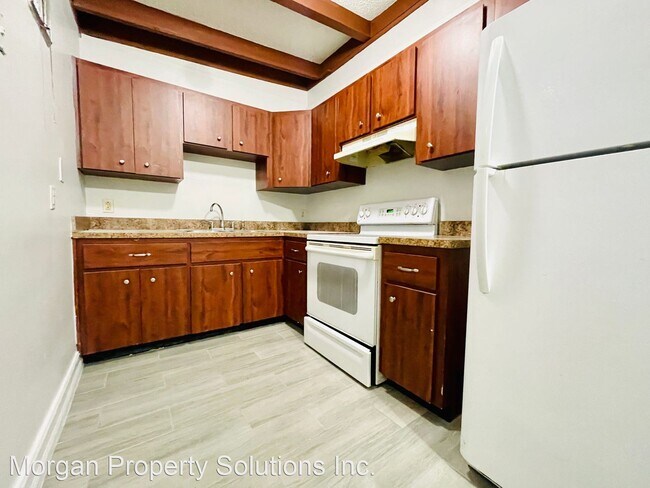 3 br, 2 bath House - 6014 Appian Wy photo'