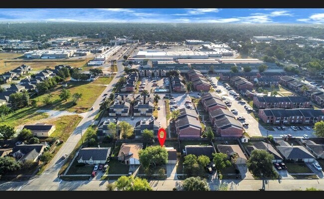 Foto del edificio - 4734 Tain Dr