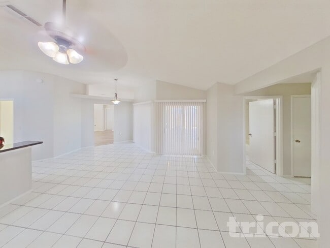 Foto del edificio - 4111 11th Ave E