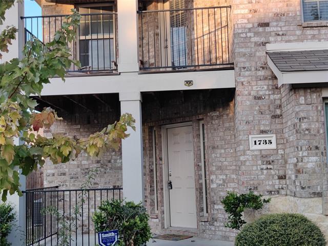 Building Photo - 1735 Overlook Dr