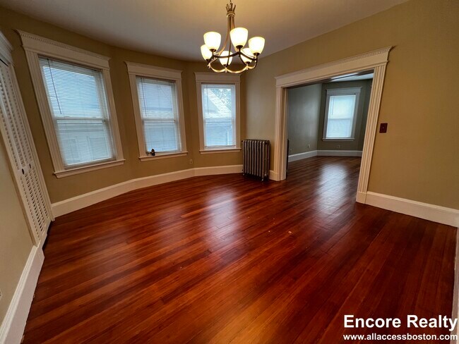 Building Photo - 759 Boylston St