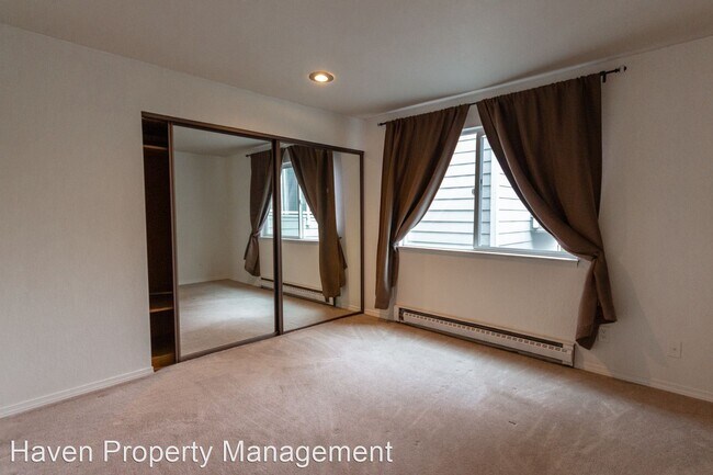 Foto del edificio - 2 br, 1 bath House - 22211 6th Ave S #205