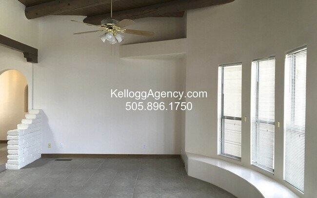 Building Photo - CUSTOM HOME - VIEWS - RIVERS EDGE