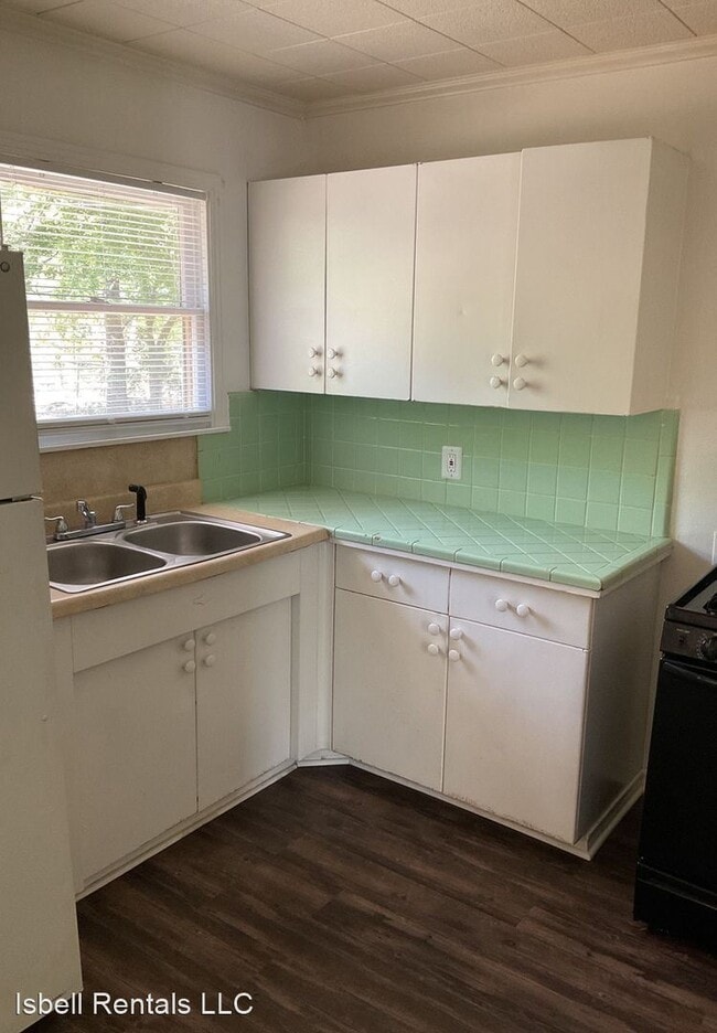 Building Photo - 3 br, 1 bath House - 1705 Smith Drive