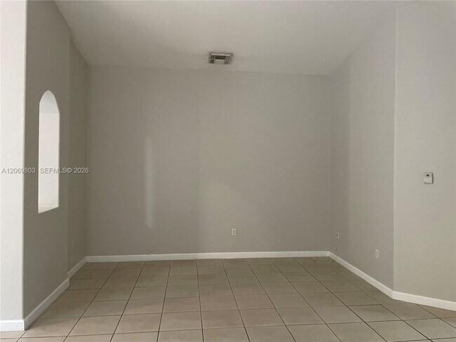 Building Photo - 2296 SW 156th Ct