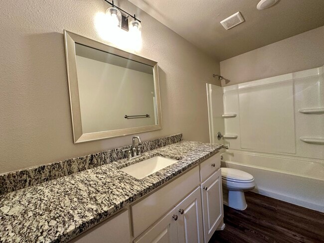 Foto del edificio - 5512 122nd Street