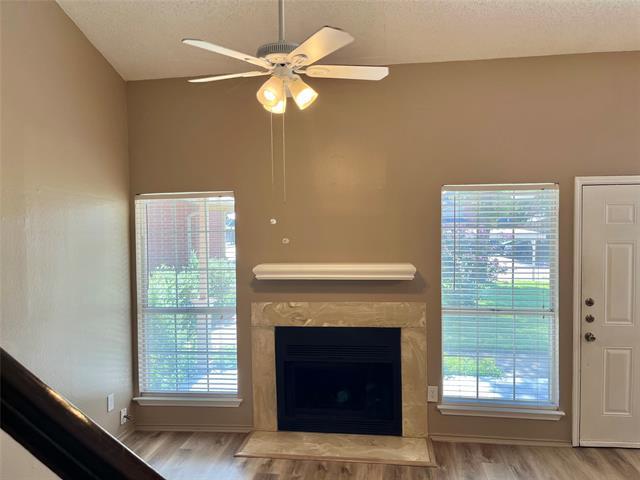 Building Photo - 1412 Meadowood Village Dr