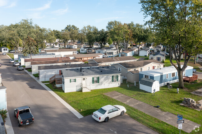 Building Photo - Little Valley Estates