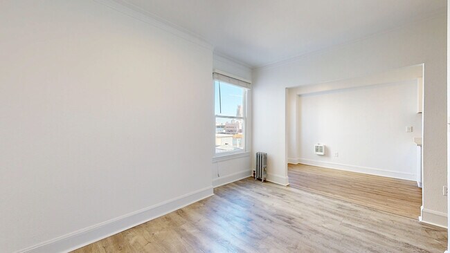Building Photo - 723 Ellis St