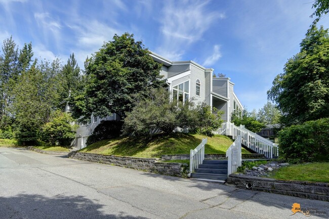 Building Photo - Spacious and bright condo located in a quiet area that boasts the perfect combination of style an...