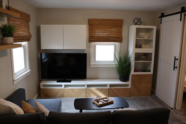 Foto del edificio - 946 32nd Ave N