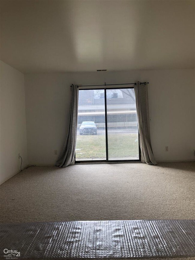 Foto del edificio - 34630 Clarkson Dr W