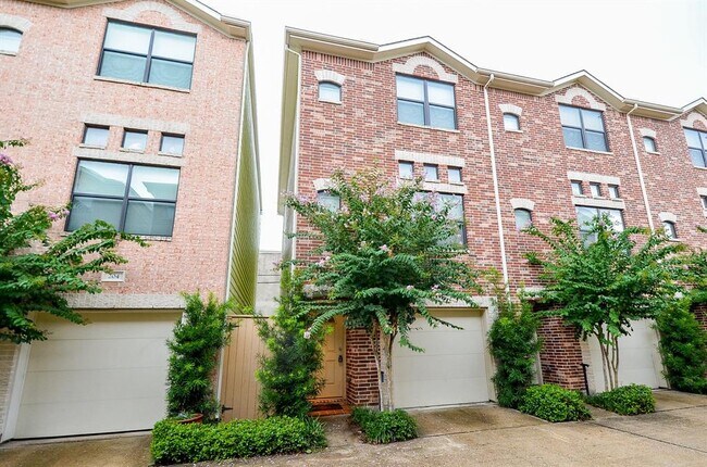 Foto del edificio - 11315 Main St