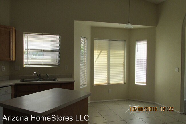 Foto del edificio - 4 br, 2 bath House - 4808 Los Reyes