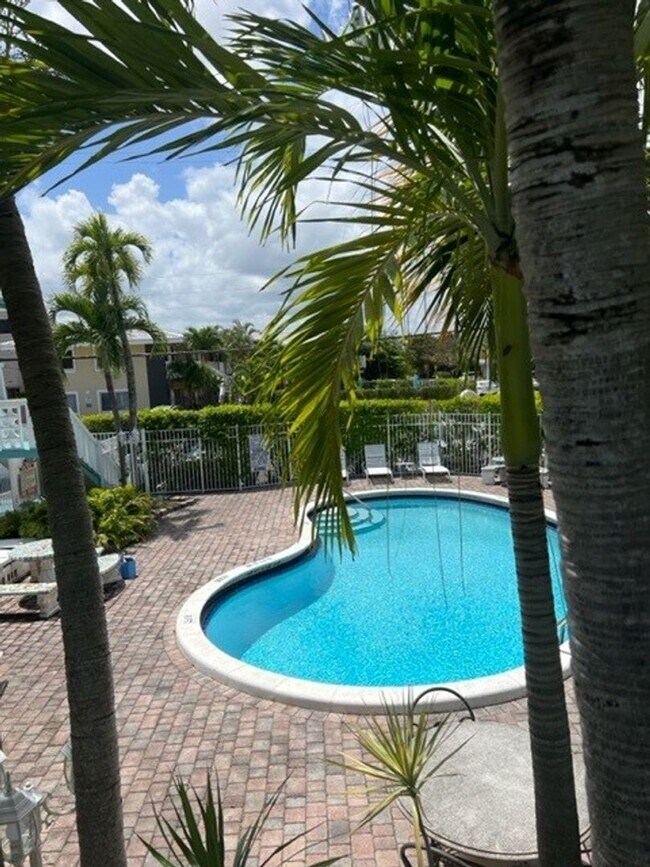 Building Photo - SN Reeves Properties LLC