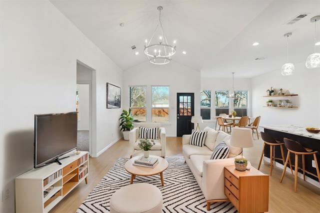 Foto del edificio - 2114 Spikes St