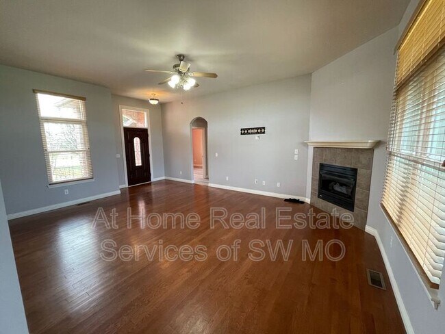 Foto del edificio - 6063 N 19th Ave
