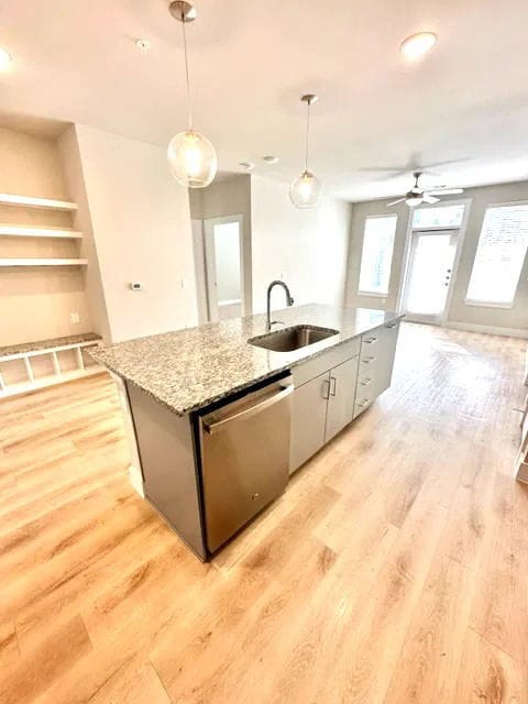 Building Photo - 8421 183A