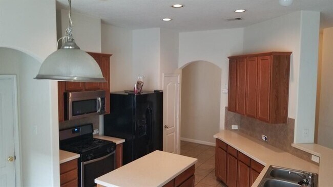 Foto del edificio - 24715 Colonial Maple Dr