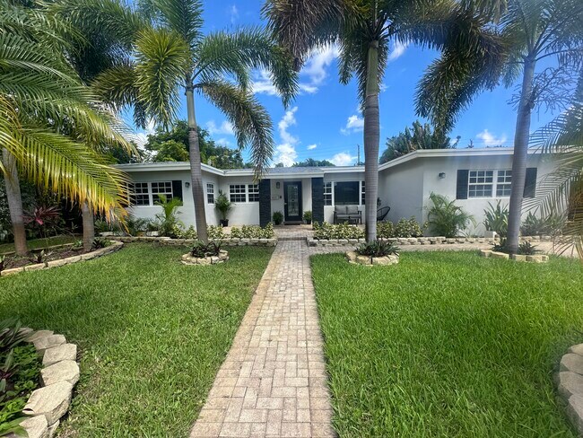 Foto del edificio - 421 NW 39th St
