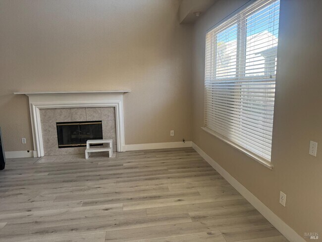 Building Photo - 5216 Academy Dr