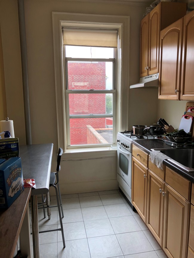Building Photo - 30-63-3044 44th St