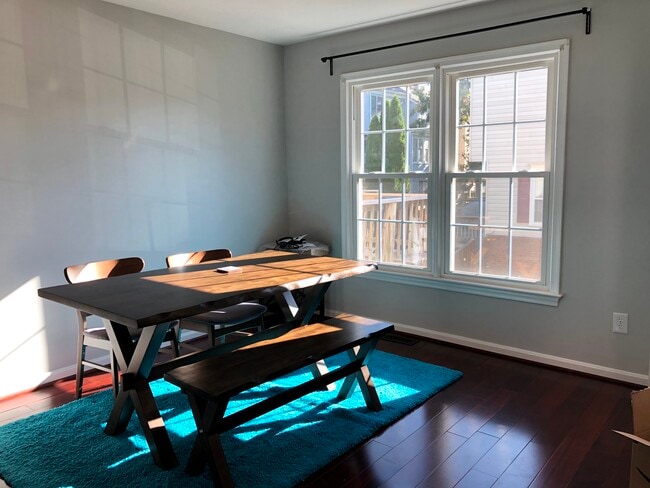 Dining Room - 5856 Watermark Cir
