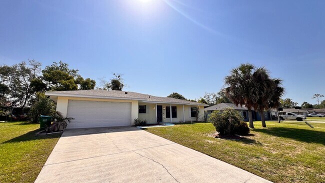 Foto del edificio - Available NOW! WONDERFUL 3 Bedroom, 2 Bath...