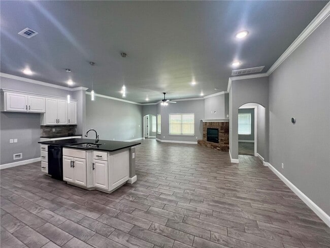 Foto del edificio - 2350 Cameo Ln