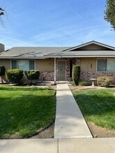 Building Photo - 1384 Pierce Dr