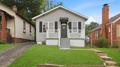 Building Photo - 4010 Ravenwood Ave