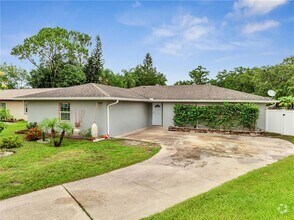 Building Photo - 1395 Meadowbrook St