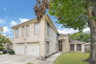 Building Photo - 10323 Emerald Pine Dr