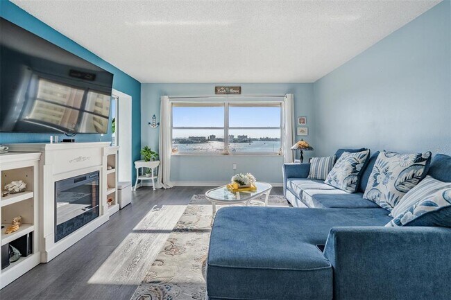 Foto del edificio - 4550 Cove Cir