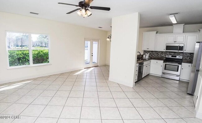 Building Photo - 1737 Annabellas Dr