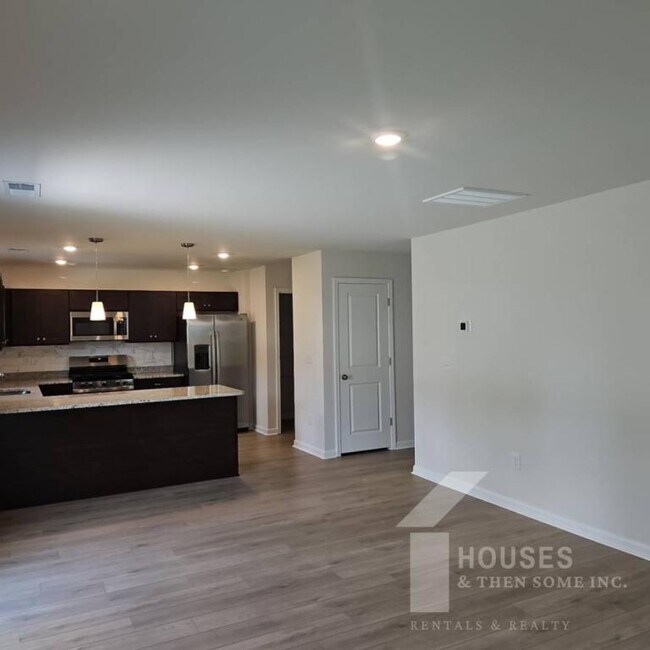 Foto del edificio - 338 Prosperity Ln