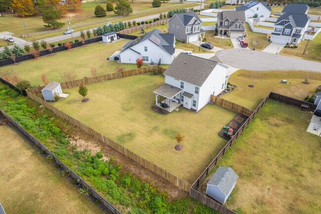 Foto del edificio - 115 Jonalker Ct