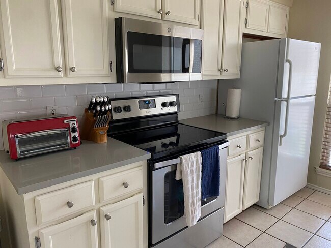 Foto del edificio - 6822 Old Quarry Ln