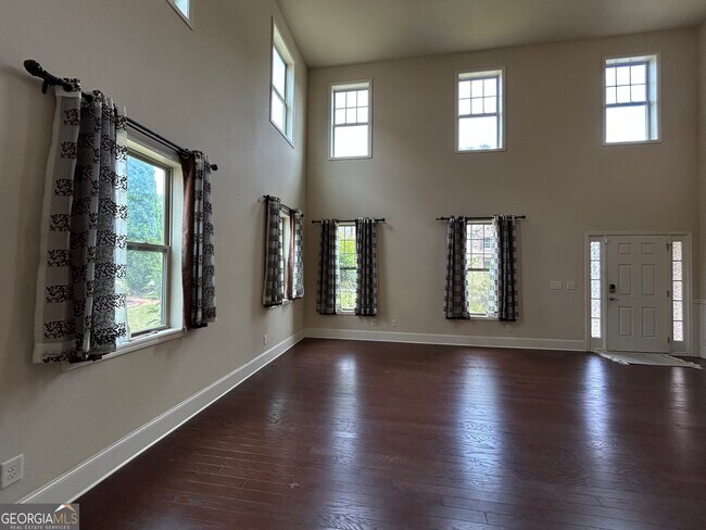 Foto del edificio - 1240 Apple Blossom Dr