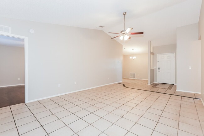 Building Photo - 1406 Woodstork Dr