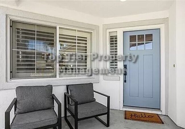 Foto del edificio - ***Gorgeous, Renovated 5 bed / 3 bath / 2,...