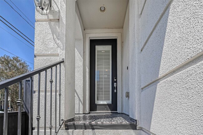 Foto del edificio - 2516 Bevis St