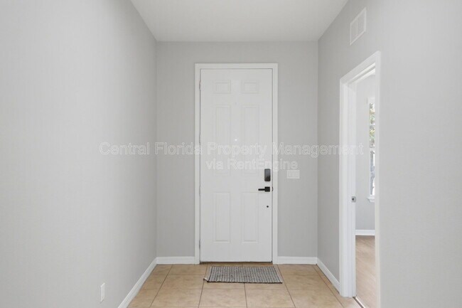 Foto del edificio - 2772 Mead Ave