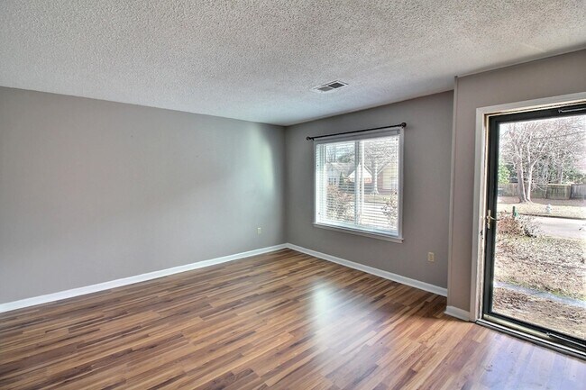 Foto del edificio - 1153 Verlington Dr