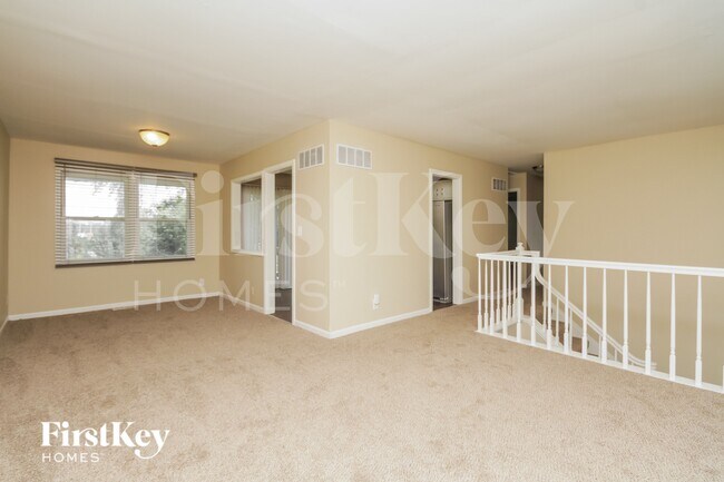 Foto del edificio - 1838 Ashwood Ln