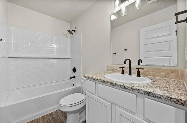 Building Photo - 2126 Kokomo Ave