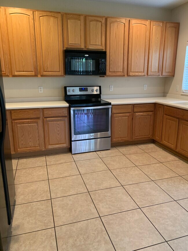 Kitchen - 6795 Sorrento St