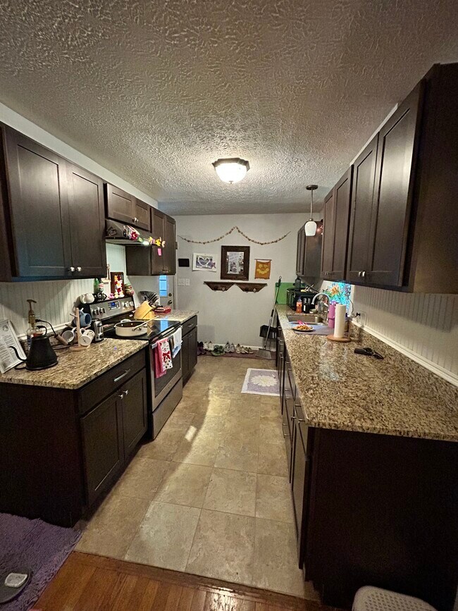 Foto del edificio - 3594 Brookside Rd