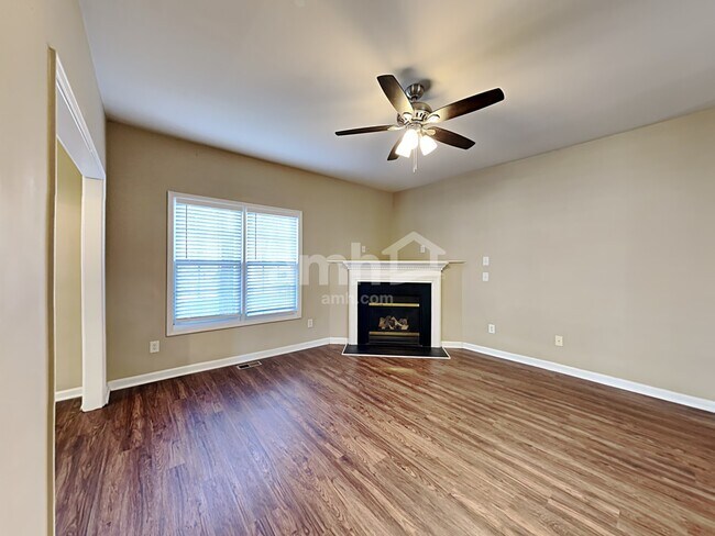 Building Photo - 835 Brookhannah Court